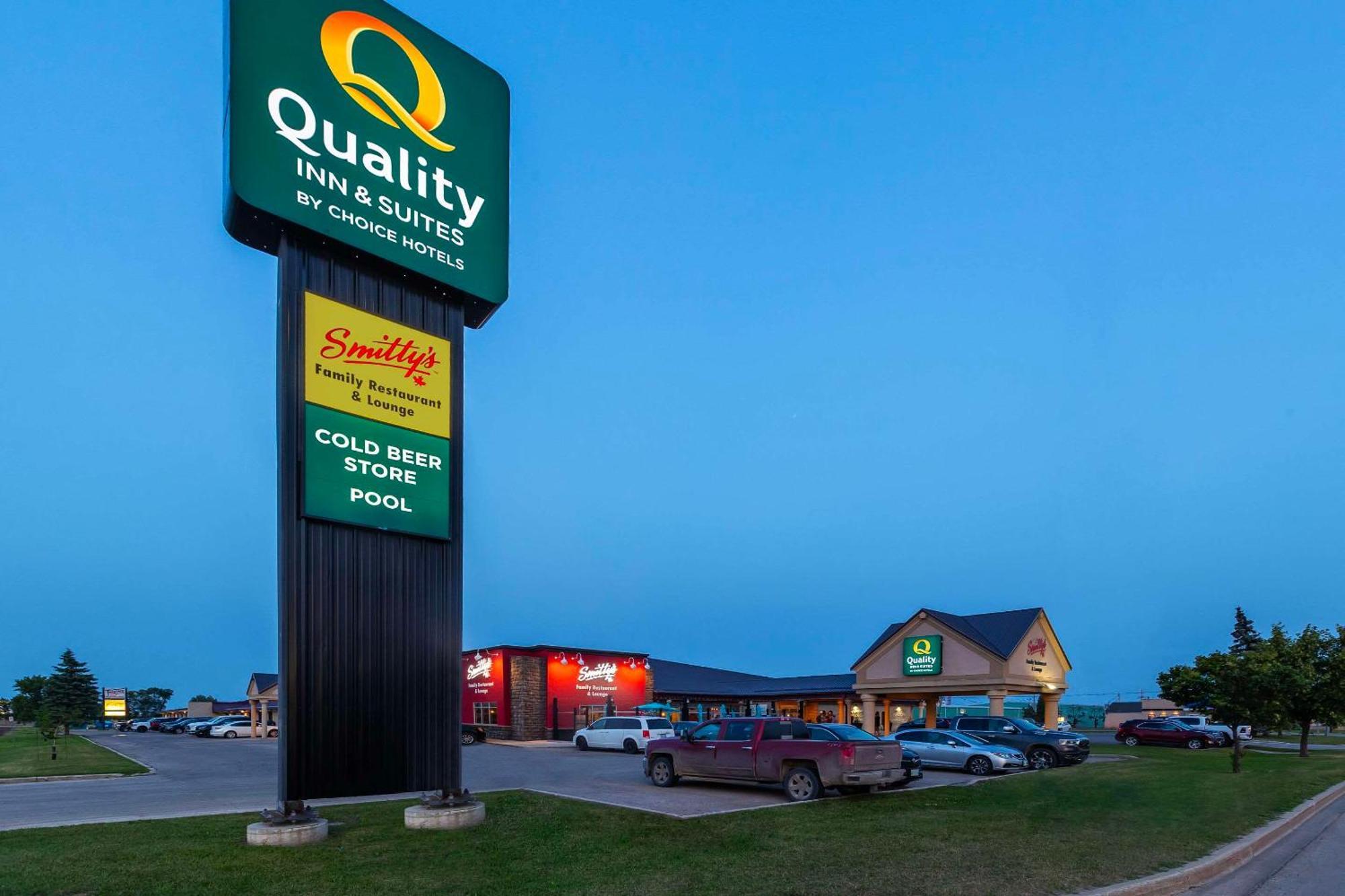 Quality Inn & Suites Winkler Екстериор снимка